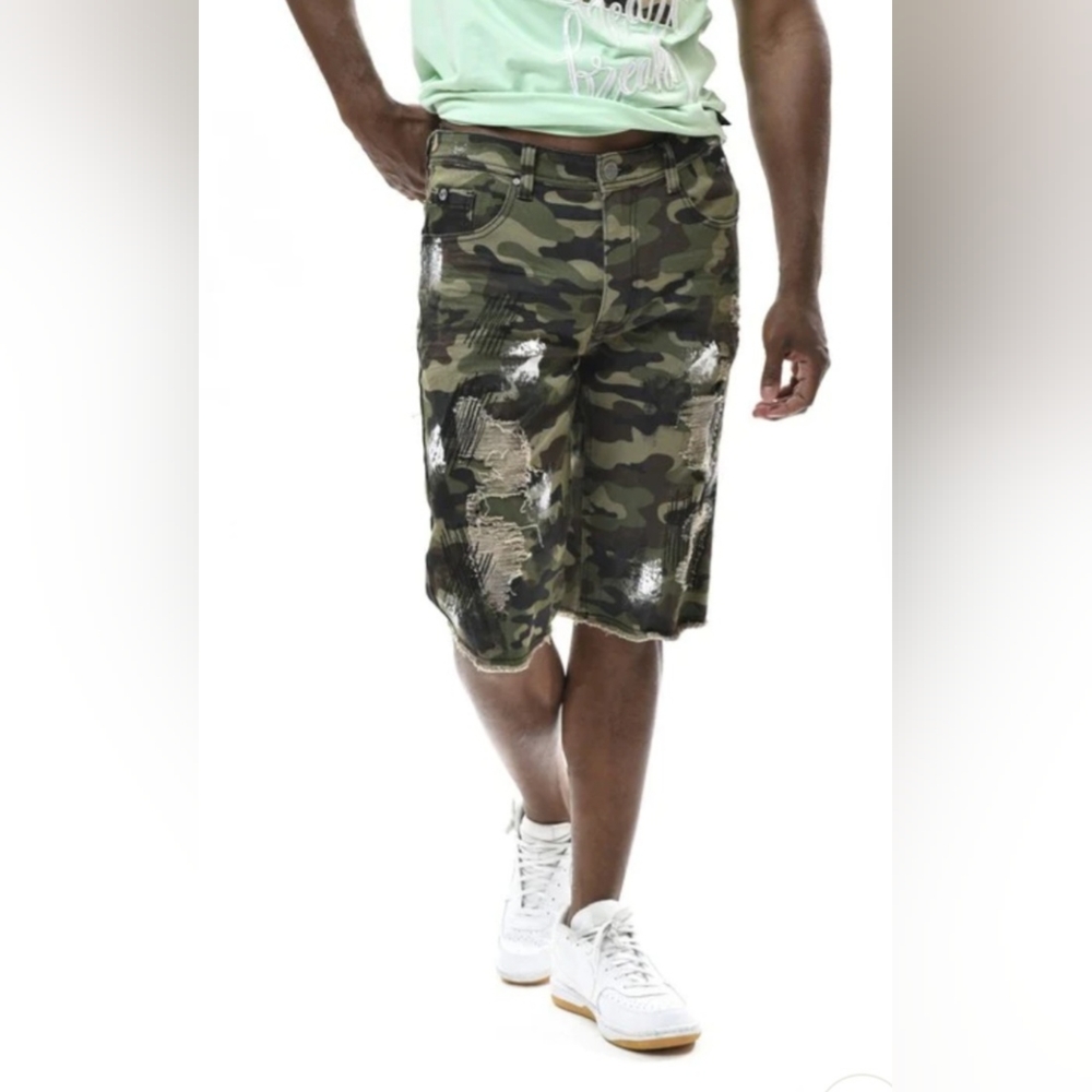 Switch Camo Damaged Jeans Short Size 40.
